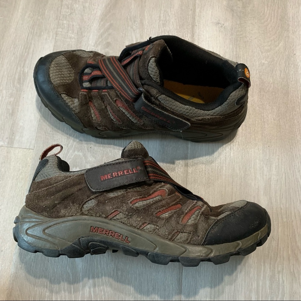 Merrell Brown Woman’s Hiking Shoes Boots Sz 5